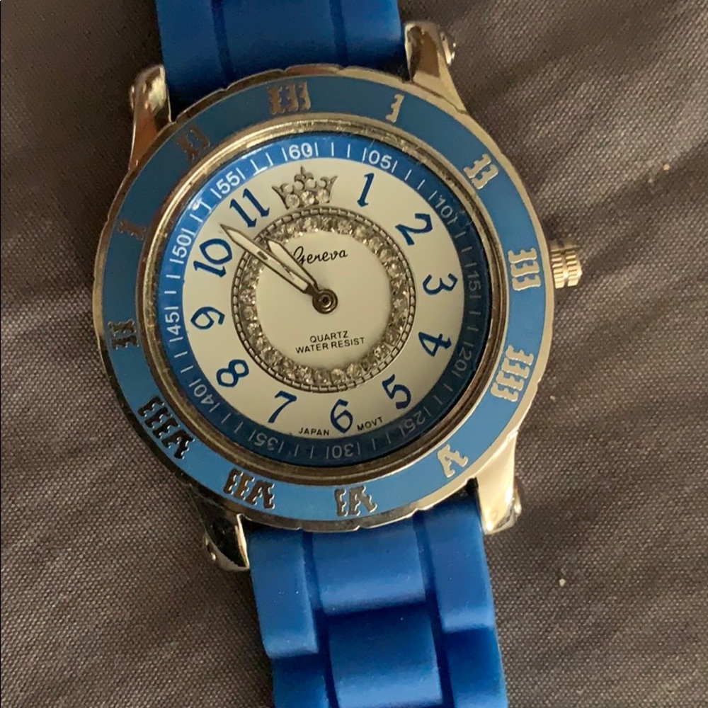 Watches - Picture 6 of 9